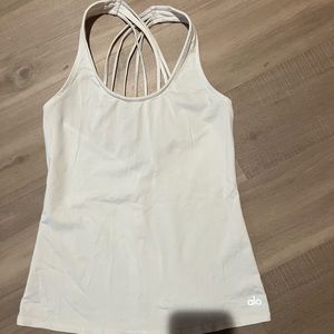 Solid white tank by alo